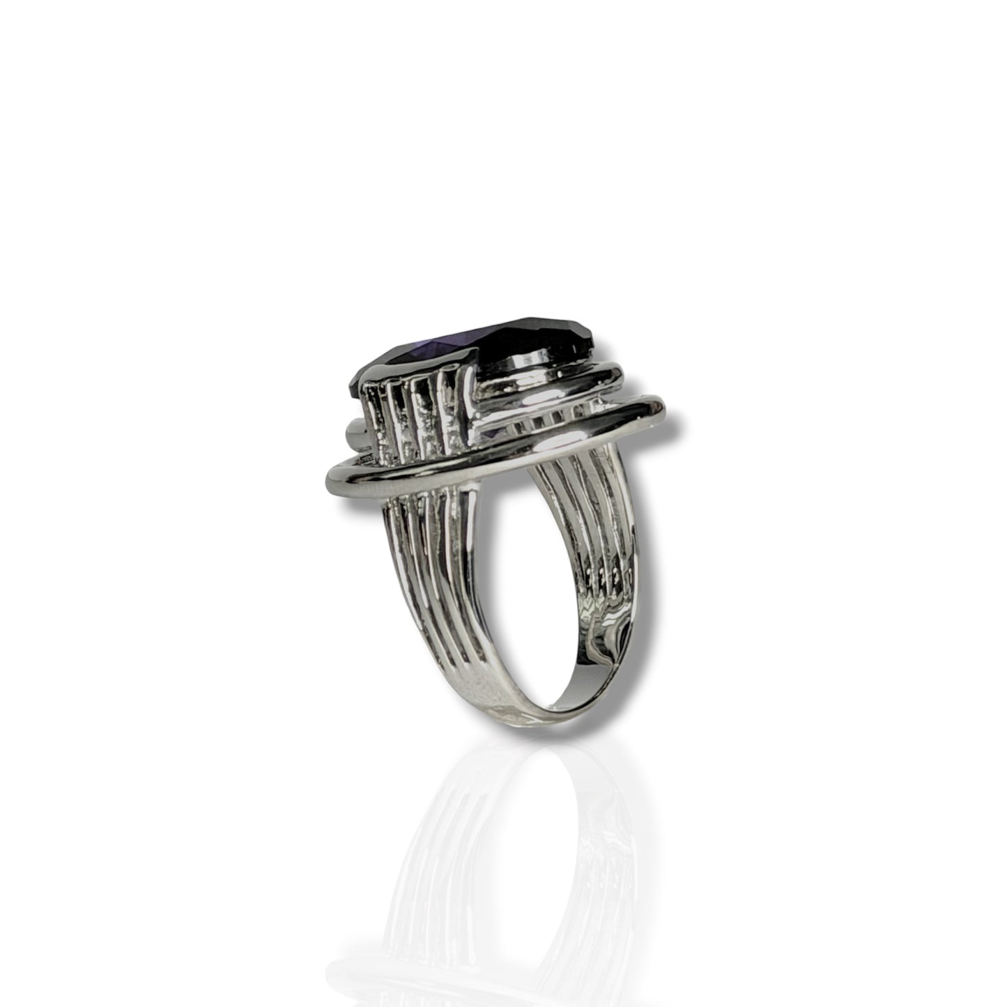 Violet - Sterling Silver with Ametist Ring