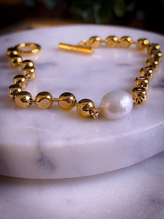 Dotty Pearl Bracelet