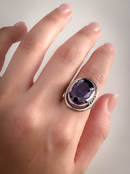 Violet - Sterling Silver with Ametist Ring