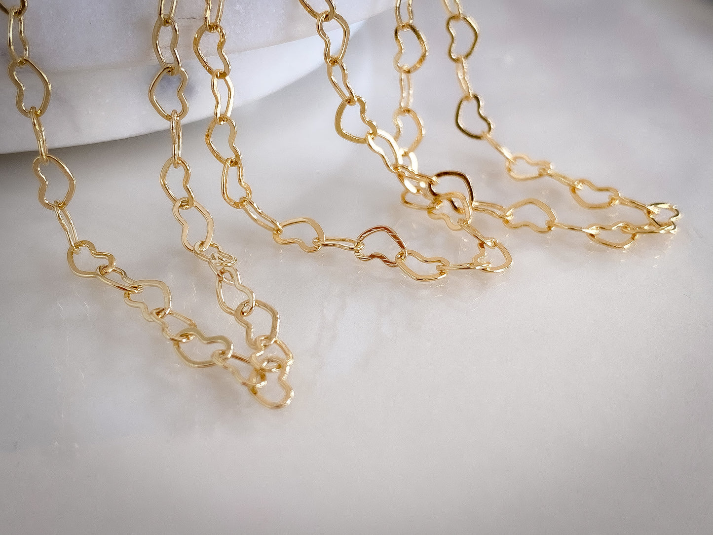 Golden Choker Heart - Necklace