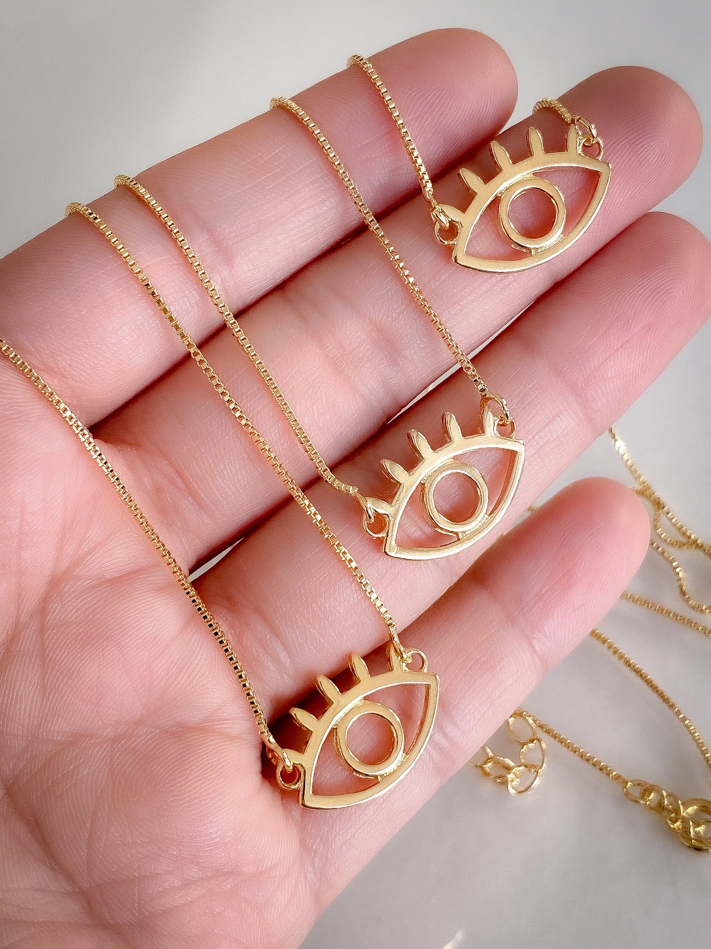 Gold Eye - Necklace