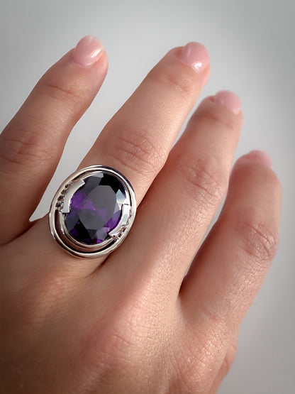 Violet - Sterling Silver with Ametist Ring